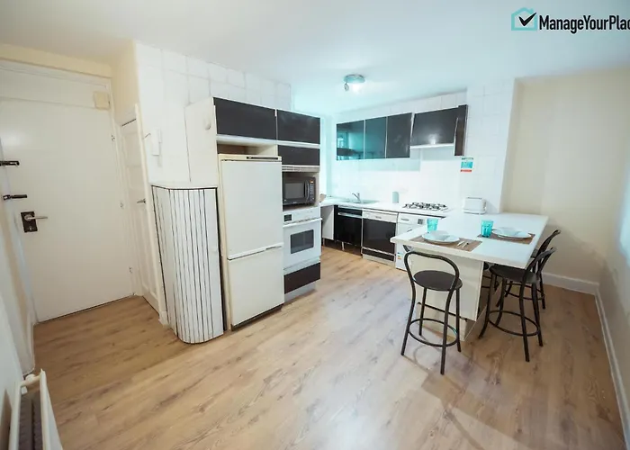 Great Central London Flat
